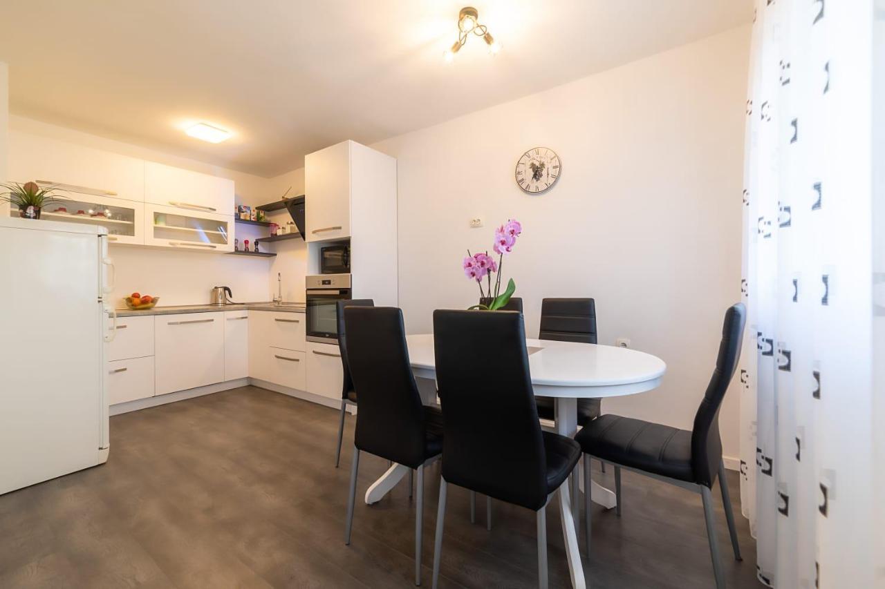 Apartman Melani Szluin Kültér fotó