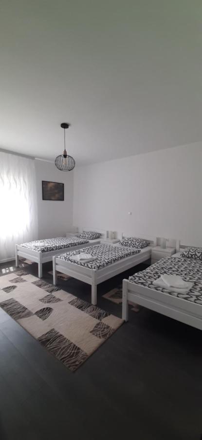 Apartman Melani Apartman Szluin Kültér fotó